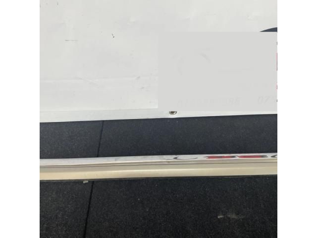 bontott VW PASSAT B7 Bal hátsó Ajtó Díszléc