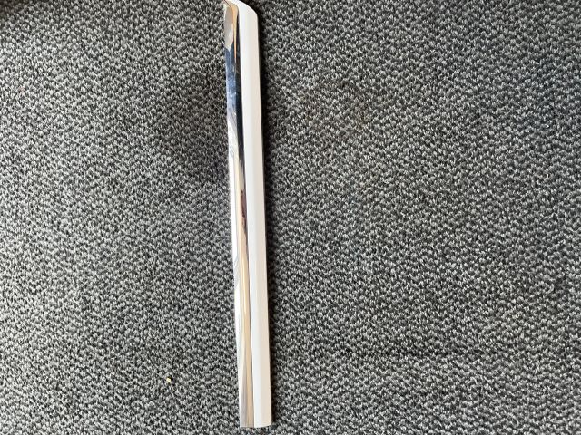 bontott VW PASSAT B7 Bal hátsó Ajtó Díszléc