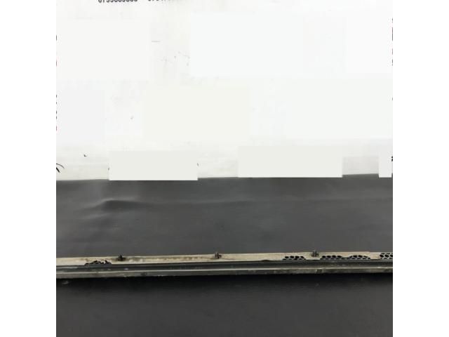 bontott VW PASSAT B7 Bal hátsó Ajtó Díszléc