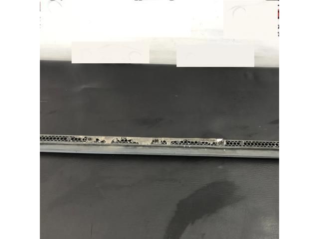 bontott VW PASSAT B7 Bal hátsó Ajtó Díszléc