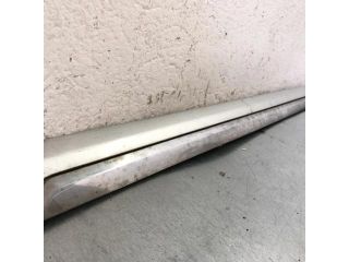 bontott VW PASSAT B7 Bal hátsó Ajtó Díszléc