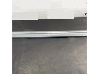 bontott VW PASSAT B7 Bal hátsó Ajtó Díszléc