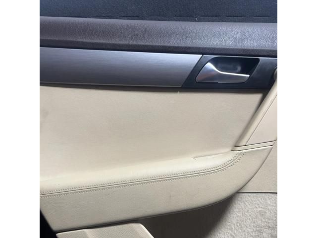 bontott VW PASSAT B7 Bal hátsó Ajtó Kárpit