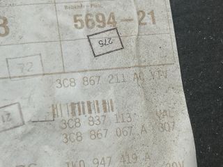 bontott VW PASSAT B7 Bal hátsó Ajtó Kárpit