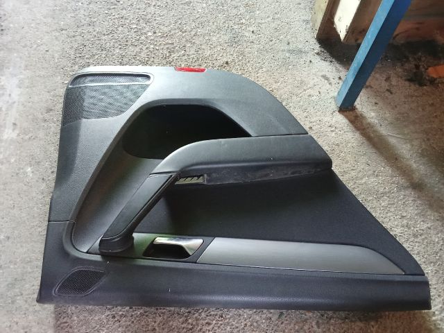 bontott VW PASSAT B7 Bal hátsó Ajtó Kárpit