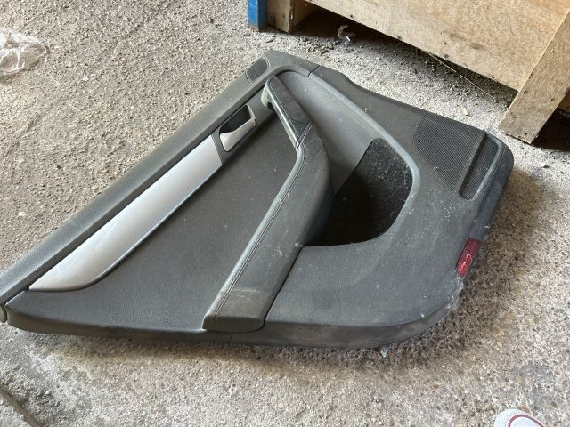 bontott VW PASSAT B7 Bal hátsó Ajtó Kárpit