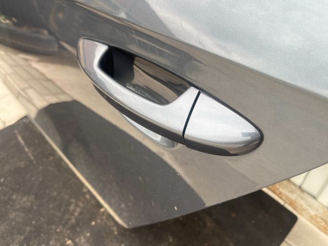 bontott VW PASSAT B7 Bal hátsó Ajtó (Részeivel)