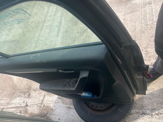 bontott VW PASSAT B7 Bal hátsó Ajtó (Részeivel)