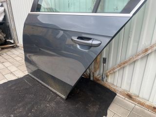 bontott VW PASSAT B7 Bal hátsó Ajtó (Részeivel)