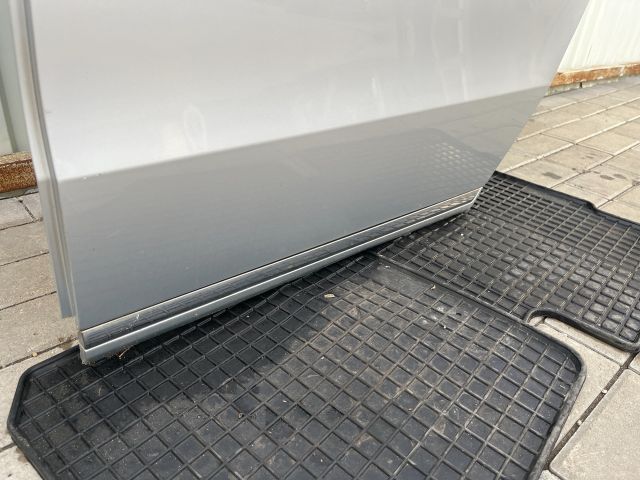 bontott VW PASSAT B7 Bal hátsó Ajtó (Üres lemez)