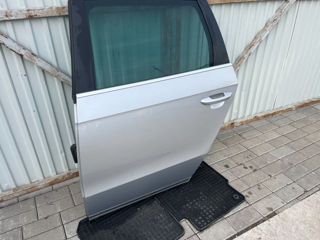 bontott VW PASSAT B7 Bal hátsó Ajtó (Üres lemez)