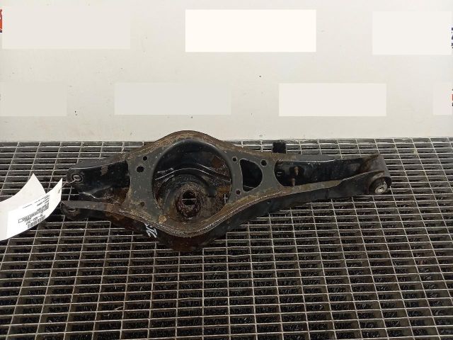 bontott VW PASSAT B7 Bal hátsó Alsó Lengőkar