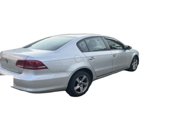 bontott VW PASSAT B7 Bal hátsó Alsó Lengőkar