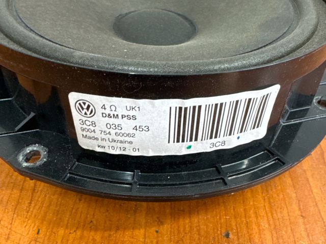 bontott VW PASSAT B7 Bal hátsó Hangszóró