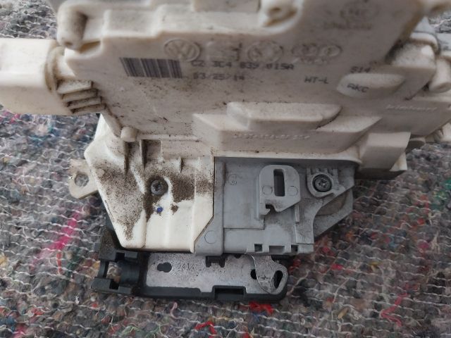 bontott VW PASSAT B7 Bal hátsó Központizár Motor