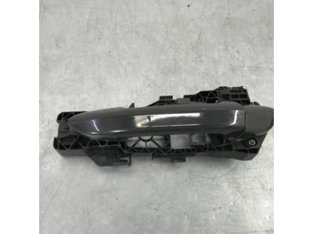 bontott VW PASSAT B7 Bal hátsó Külső Kilincs