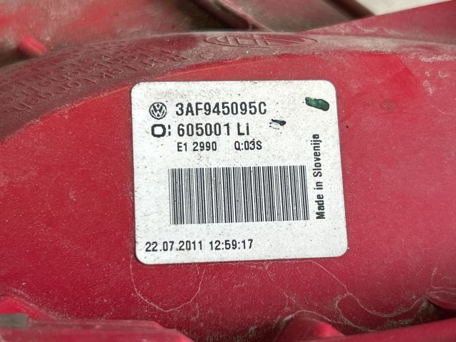 bontott VW PASSAT B7 Bal Hátsó Lámpa