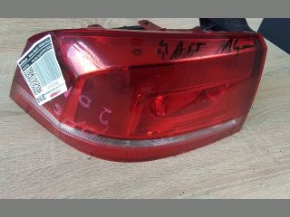 bontott VW PASSAT B7 Bal Hátsó Lámpa