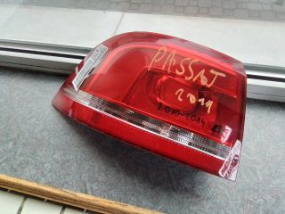 bontott VW PASSAT B7 Bal Hátsó Lámpa