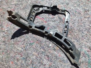 bontott VW PASSAT B7 Bal hátsó Oldal Lökhárító Tartó (Műanyag)