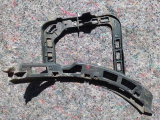 bontott VW PASSAT B7 Bal hátsó Oldal Lökhárító Tartó (Műanyag)