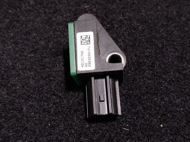 bontott VW PASSAT B7 Bal hátsó Oldal Ütközés Érzékelő