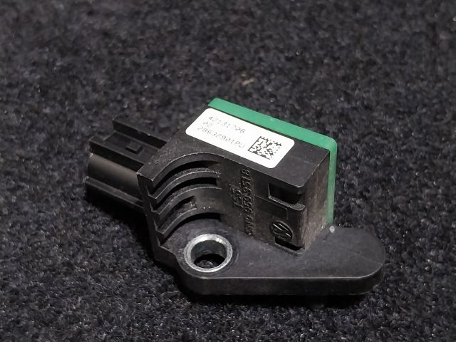 bontott VW PASSAT B7 Bal hátsó Oldal Ütközés Érzékelő