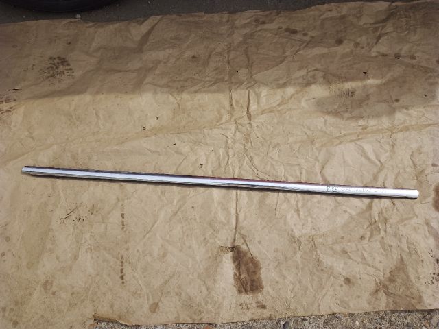 bontott VW PASSAT B7 Bal hátsó Vízlehúzó Gumicsík