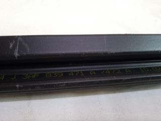 bontott VW PASSAT B7 Bal hátsó Vízlehúzó Gumicsík