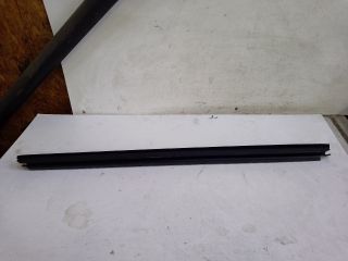 bontott VW PASSAT B7 Bal hátsó Vízlehúzó Gumicsík