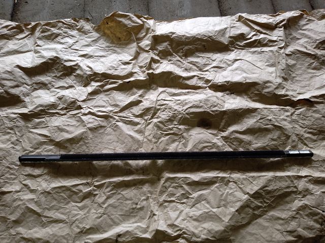 bontott VW PASSAT B7 Bal hátsó Vízlehúzó Gumicsík