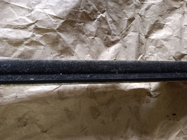 bontott VW PASSAT B7 Bal hátsó Vízlehúzó Gumicsík