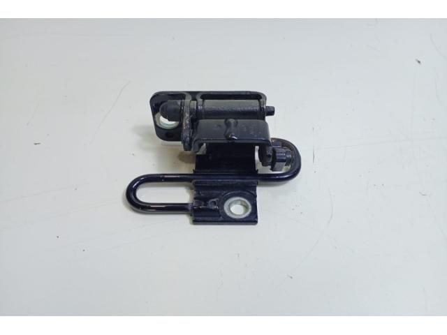 bontott VW PASSAT B7 Bal hátsó Zsanér