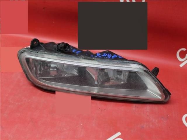 bontott VW PASSAT B7 Bal Ködfényszóró