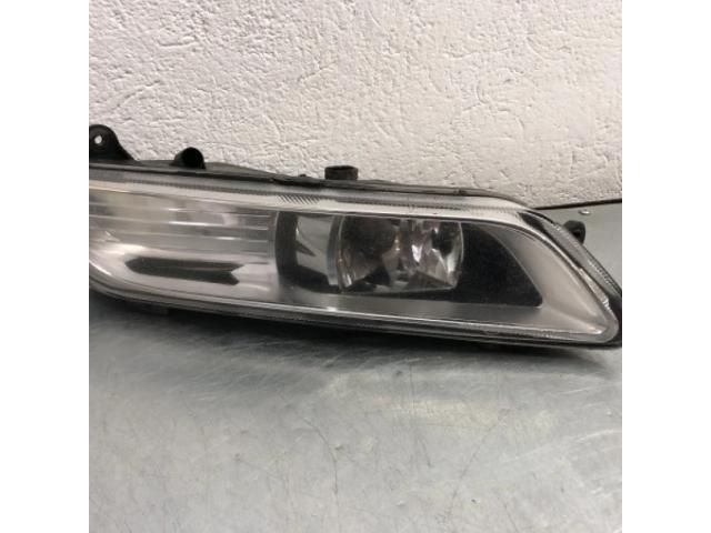 bontott VW PASSAT B7 Bal Ködfényszóró