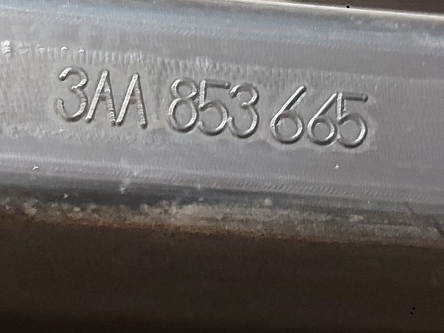 bontott VW PASSAT B7 Bal Ködlámpa Rács