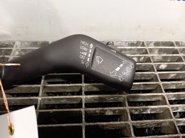 bontott VW PASSAT B7 Bal Kormánykapcsoló Irányjelző