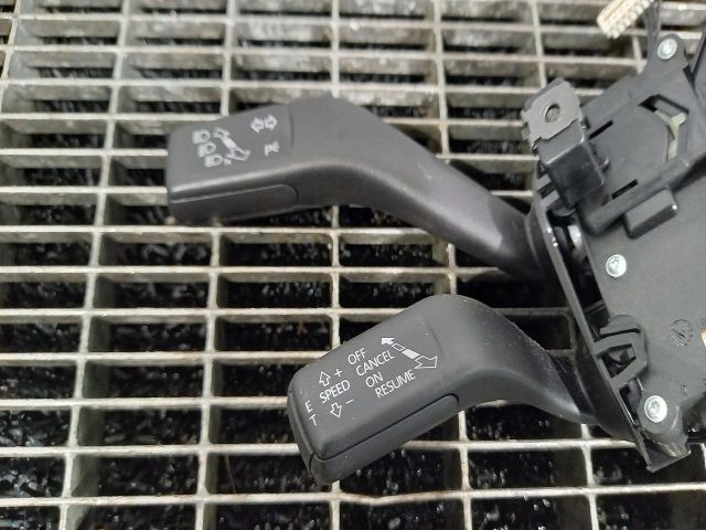 bontott VW PASSAT B7 Bal Kormánykapcsoló Irányjelző