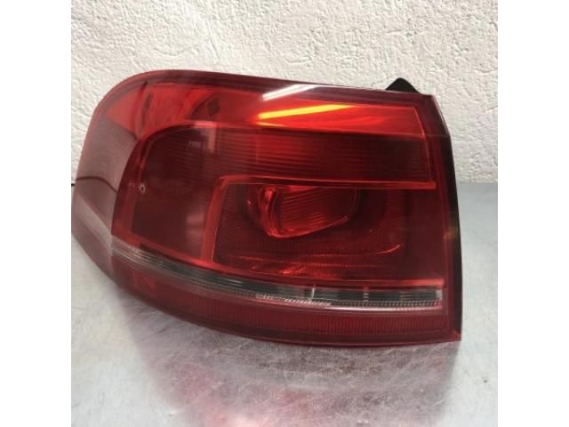 bontott VW PASSAT B7 Bal Külső Hátsó Lámpa