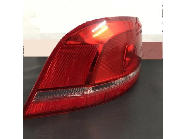 bontott VW PASSAT B7 Bal Külső Hátsó Lámpa