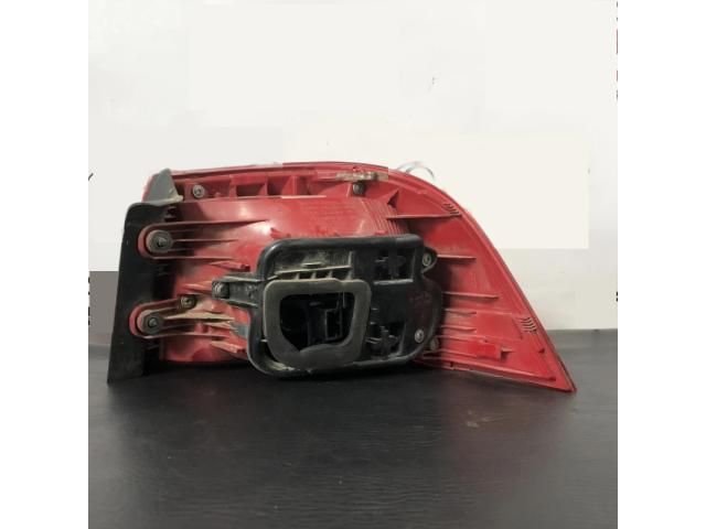 bontott VW PASSAT B7 Bal Külső Hátsó Lámpa