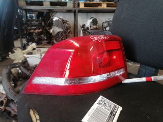 bontott VW PASSAT B7 Bal Külső Hátsó Lámpa