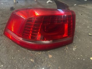 bontott VW PASSAT B7 Bal Külső Hátsó Lámpa
