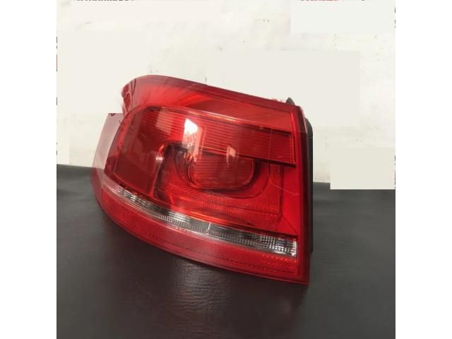 bontott VW PASSAT B7 Bal Külső Hátsó Lámpa