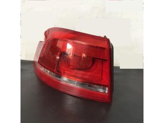 bontott VW PASSAT B7 Bal Külső Hátsó Lámpa