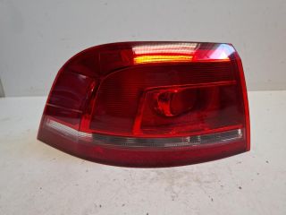 bontott VW PASSAT B7 Bal Külső Hátsó Lámpa