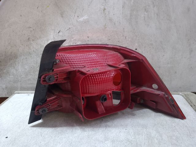 bontott VW PASSAT B7 Bal Külső Hátsó Lámpa
