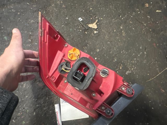 bontott VW PASSAT B7 Bal Külső Hátsó Lámpa