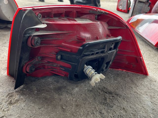 bontott VW PASSAT B7 Bal Külső Hátsó Lámpa