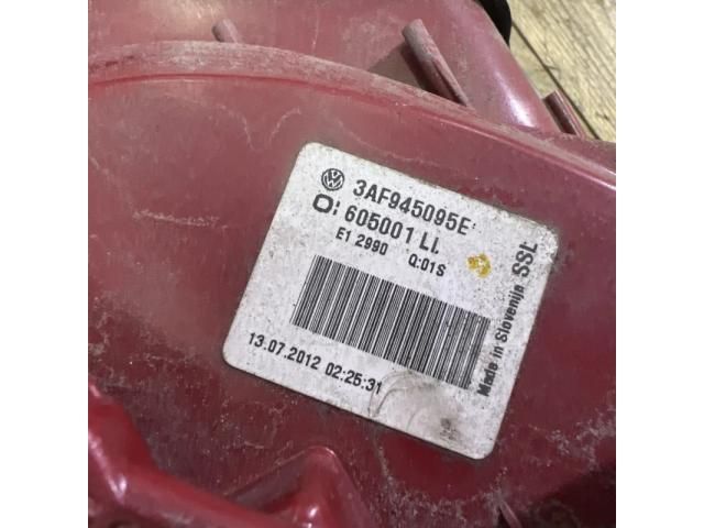 bontott VW PASSAT B7 Bal Külső Hátsó Lámpa